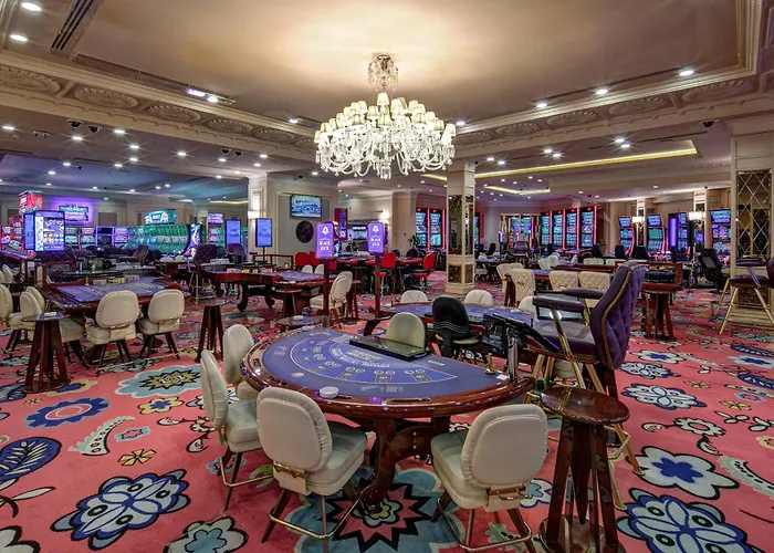 Liman & Casino By Merit ホテル キレニア