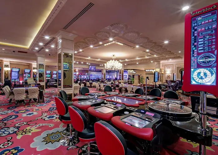 ホテル Liman & Casino By Merit *