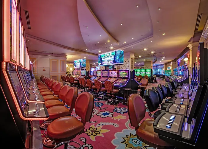 Liman & Casino By Merit ホテル