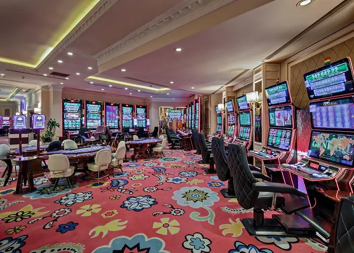 Liman & Casino By Merit ホテル